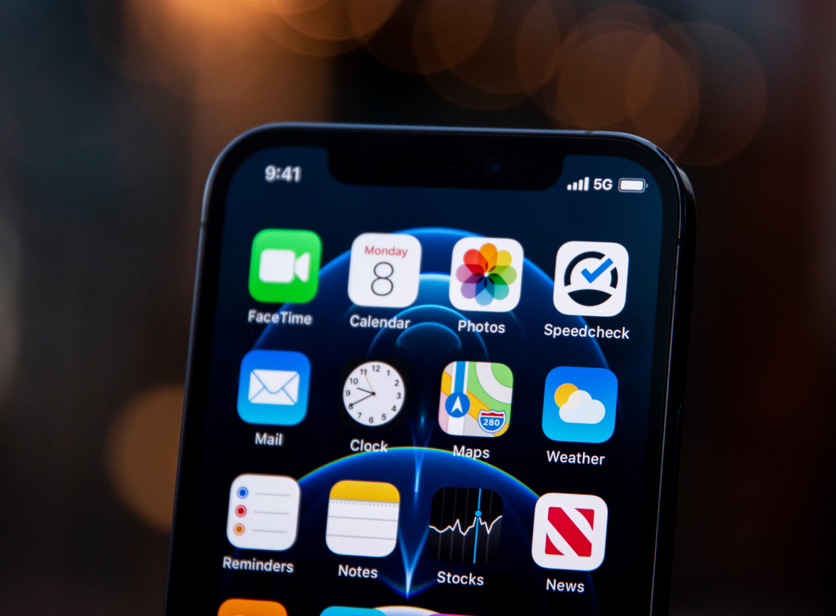 临西苹果手机维修分享为什么 iPhone 12 在冬季会自动关机 